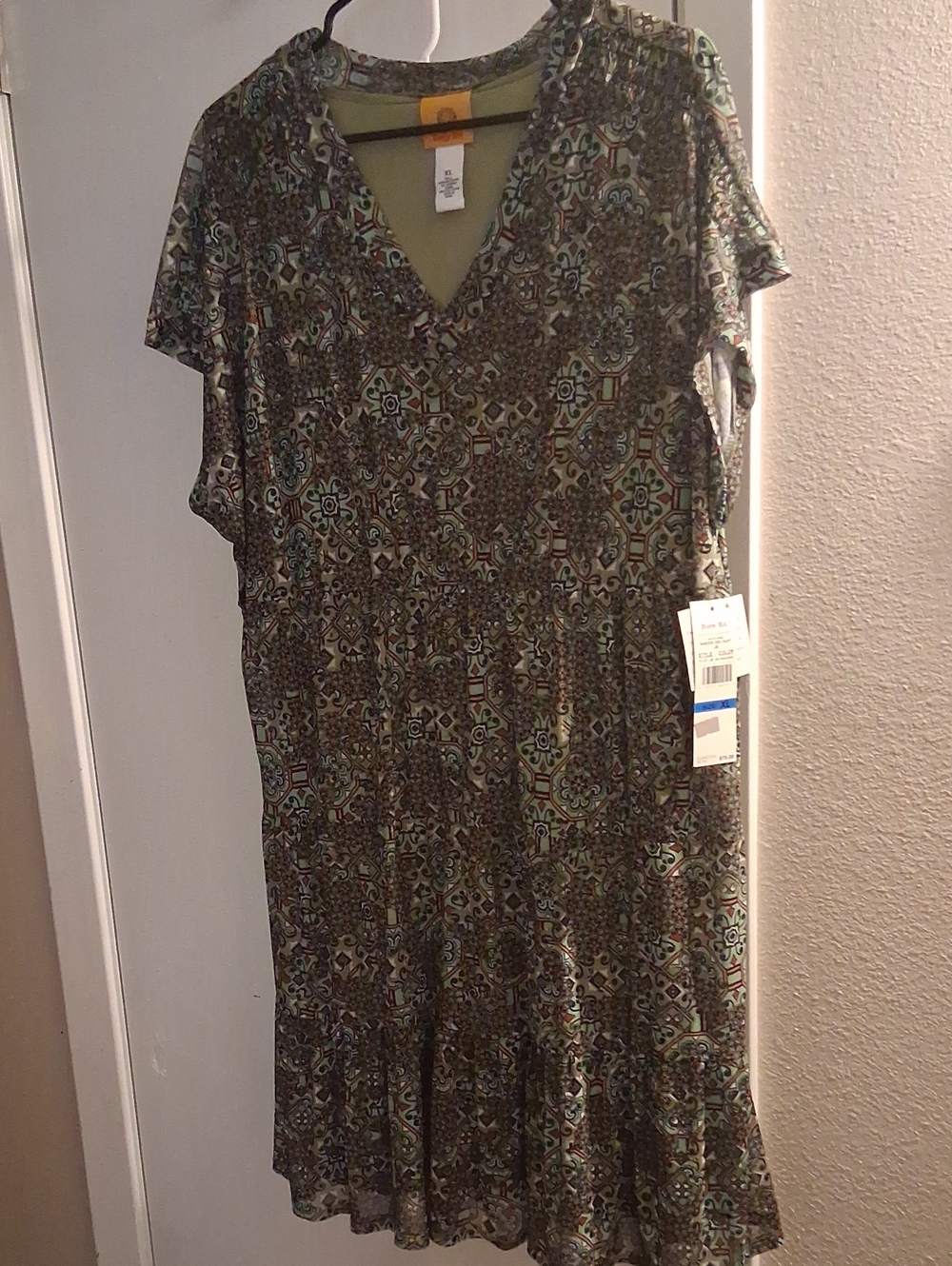 Ruby Rd. Printed V-Neck Midi Dress in Olive and Brown